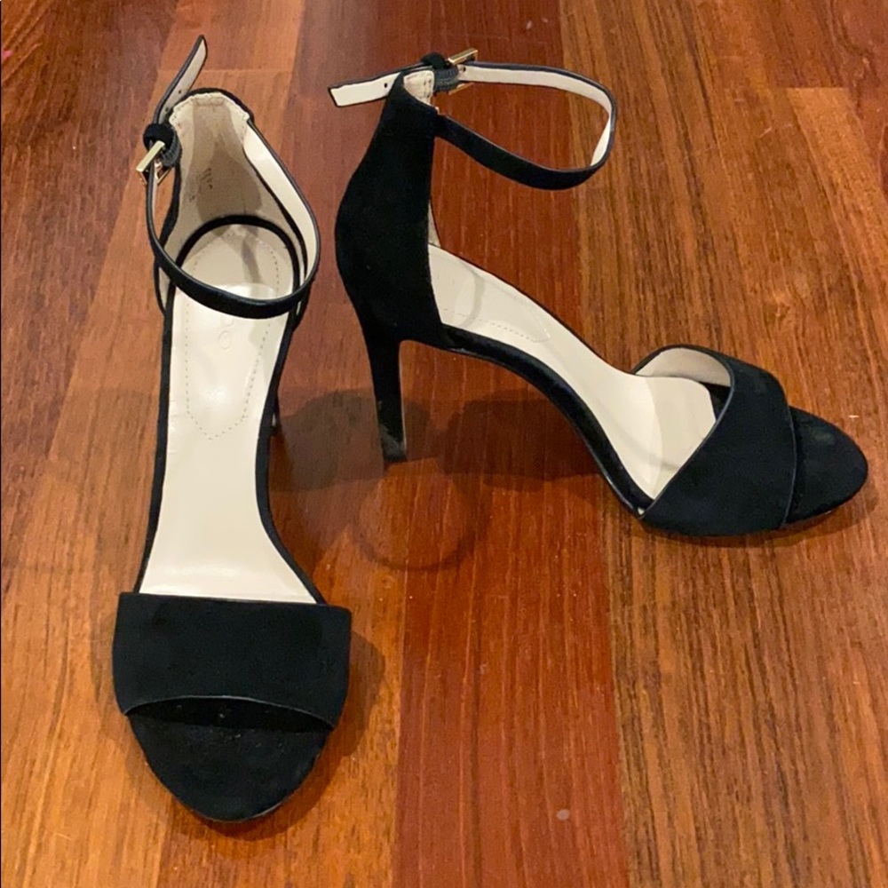 Black heels